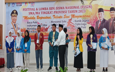 SMA IT IQRA' Kota Bengkulu Meraih Prestasi Gemilang dalam FLS2N/Felsi Tingkat Provinsi: Juara 1 Menulis Cerpen dan Juara 2 Solo Song Putra