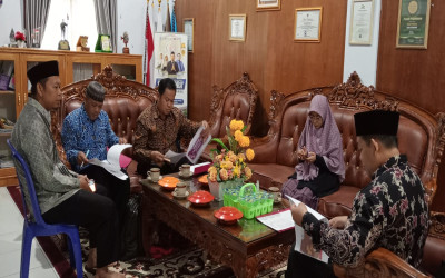 Kepala Bidang Pendidikan Yayasan Al Fida Kunjungi SMAIT IQRA' Kota Bengkulu untuk Pantau Implementasi Nilai Bhineka Tunggal Ika