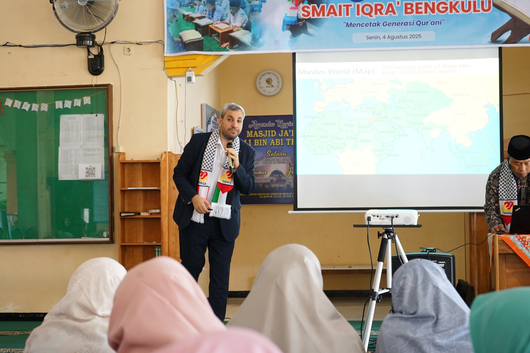 guru sma it iqra bengkulu